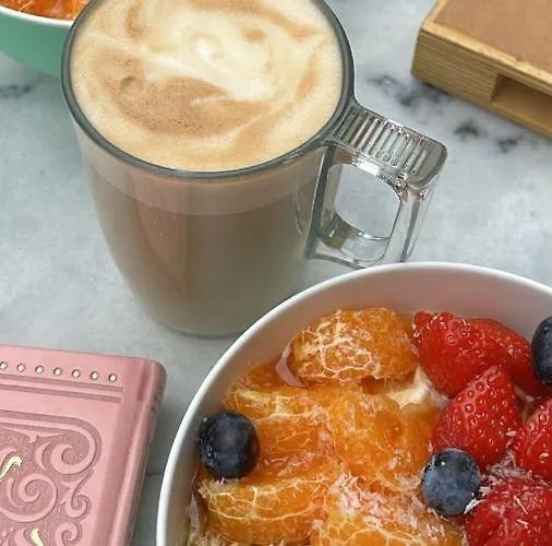 Vandrarhem The Golden Stork *