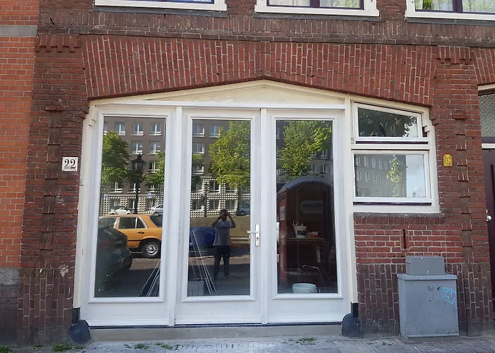 Vandrarhem The Golden Stork Haag